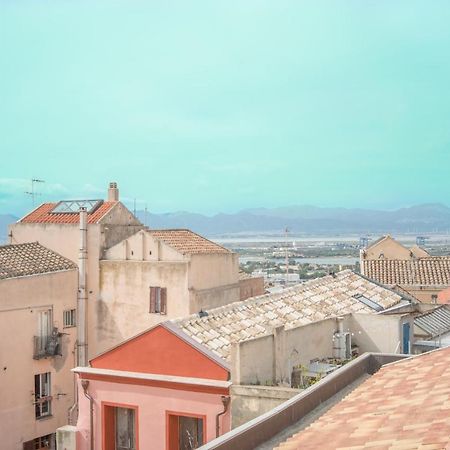 Appartamento Genovesi . Intero Apt . Wifi . Ac Cagliari Buitenkant foto