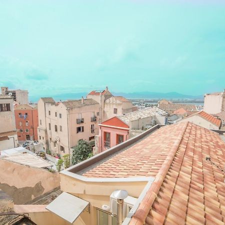 Appartamento Genovesi . Intero Apt . Wifi . Ac Cagliari Buitenkant foto